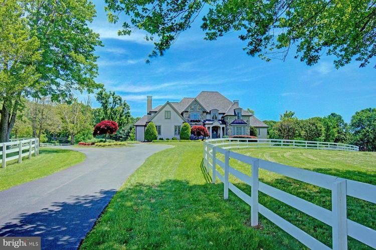 7 top homes for sale in Clifton Real Estate