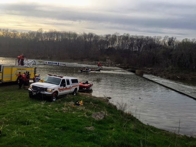 Five rescued from edge of dam in Loudoun | Headlines | insidenova.com