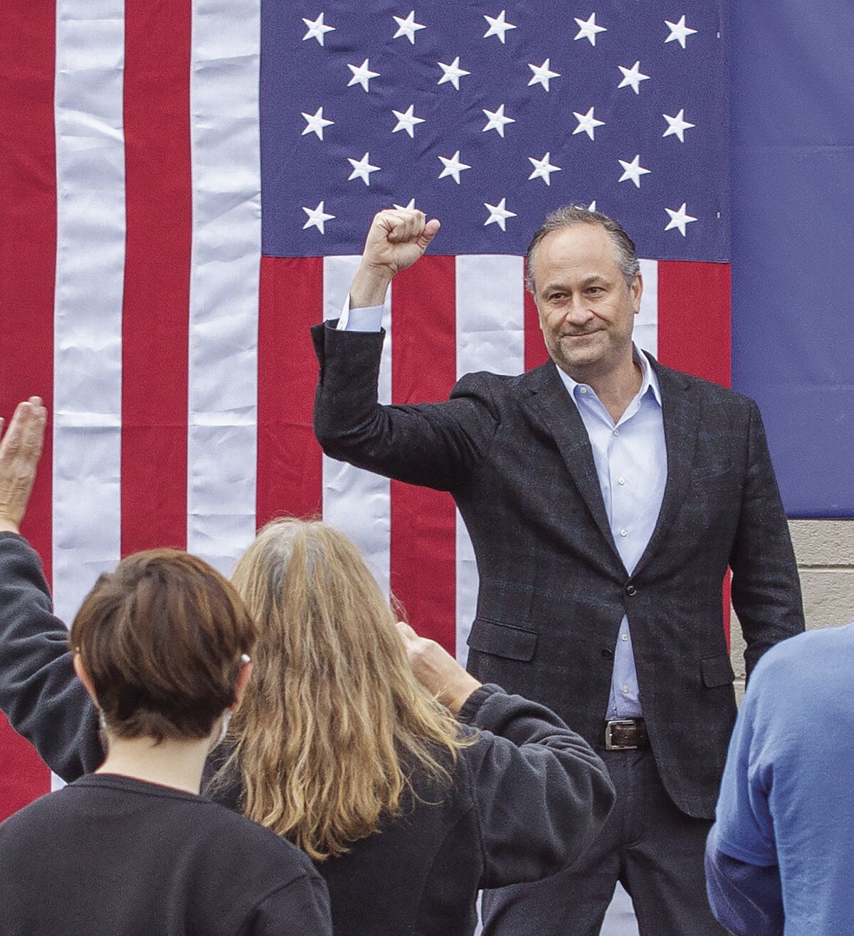 Doug Emhoff Campaigns In Manassas As Early In-person Voting Wraps Up ...