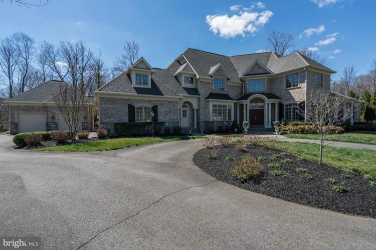 7 top homes for sale in Leesburg Real Estate