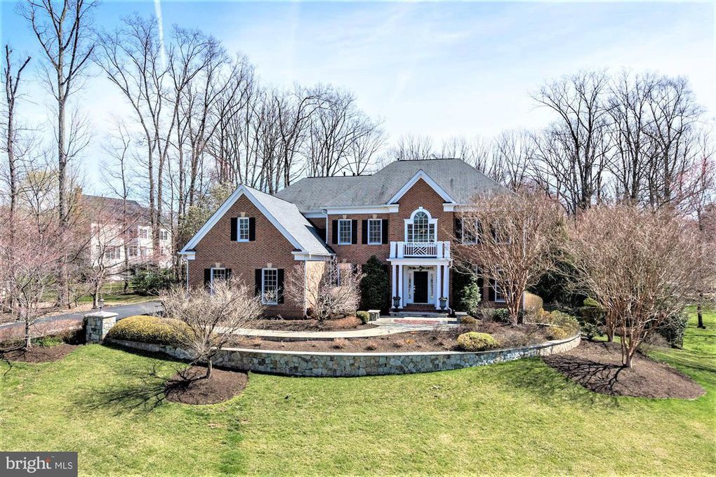 7 top homes for sale in Herndon Real Estate