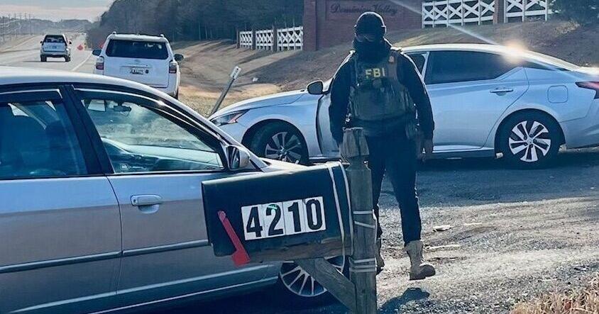 FBI raids chicken farm in Haymarket | Headlines | insidenova.com