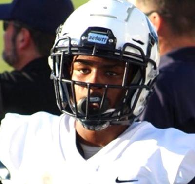 Osbourn S Jakari Lewis Is The Quick Lane Tire And Auto At Battlefield Ford High School Football Player Of The Week Prince William Insidenova Com