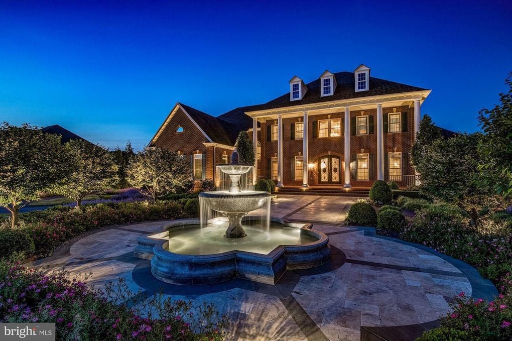 1635 Admirals Hill Ct, Vienna, VA 22182.jpg
