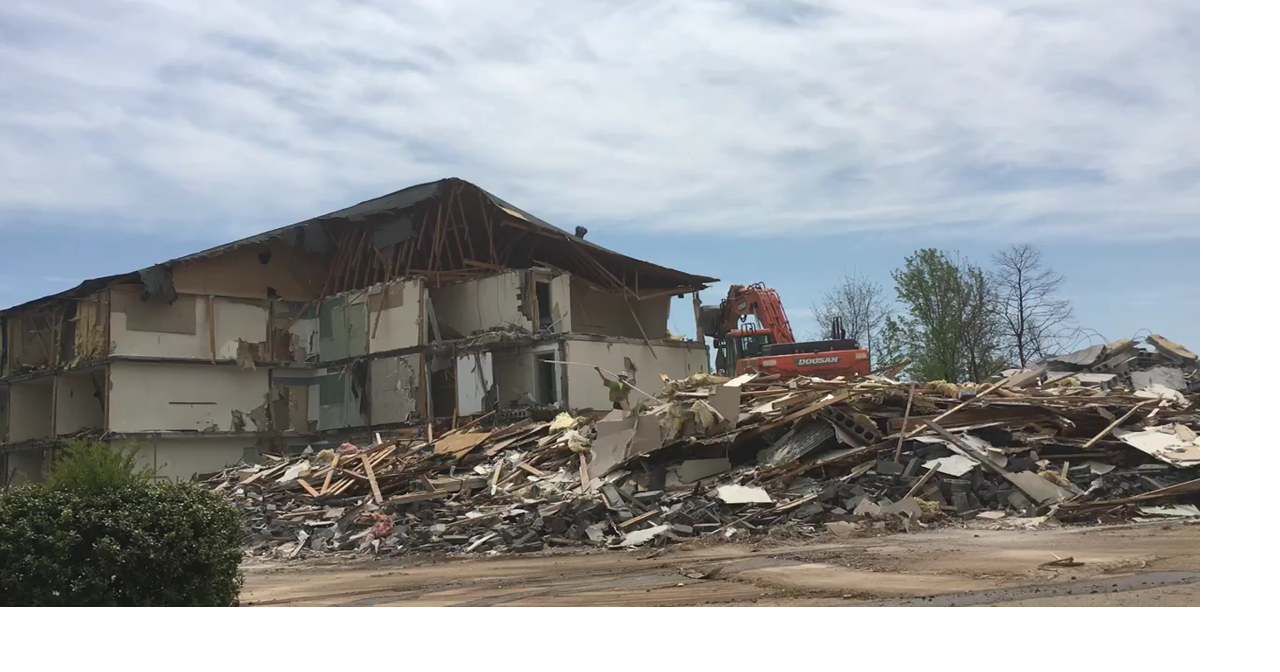 VIDEO: Inns of Virginia building demolition | Headlines | insidenova.com