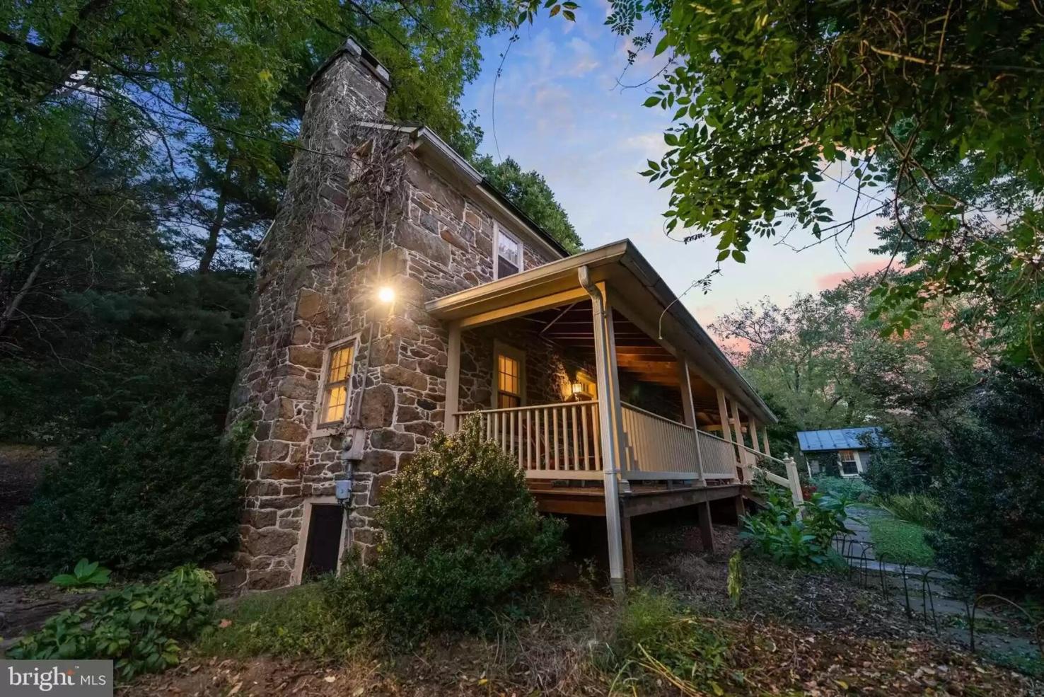 PHOTOS Stone house in Purcellville where time stands still Headlines
