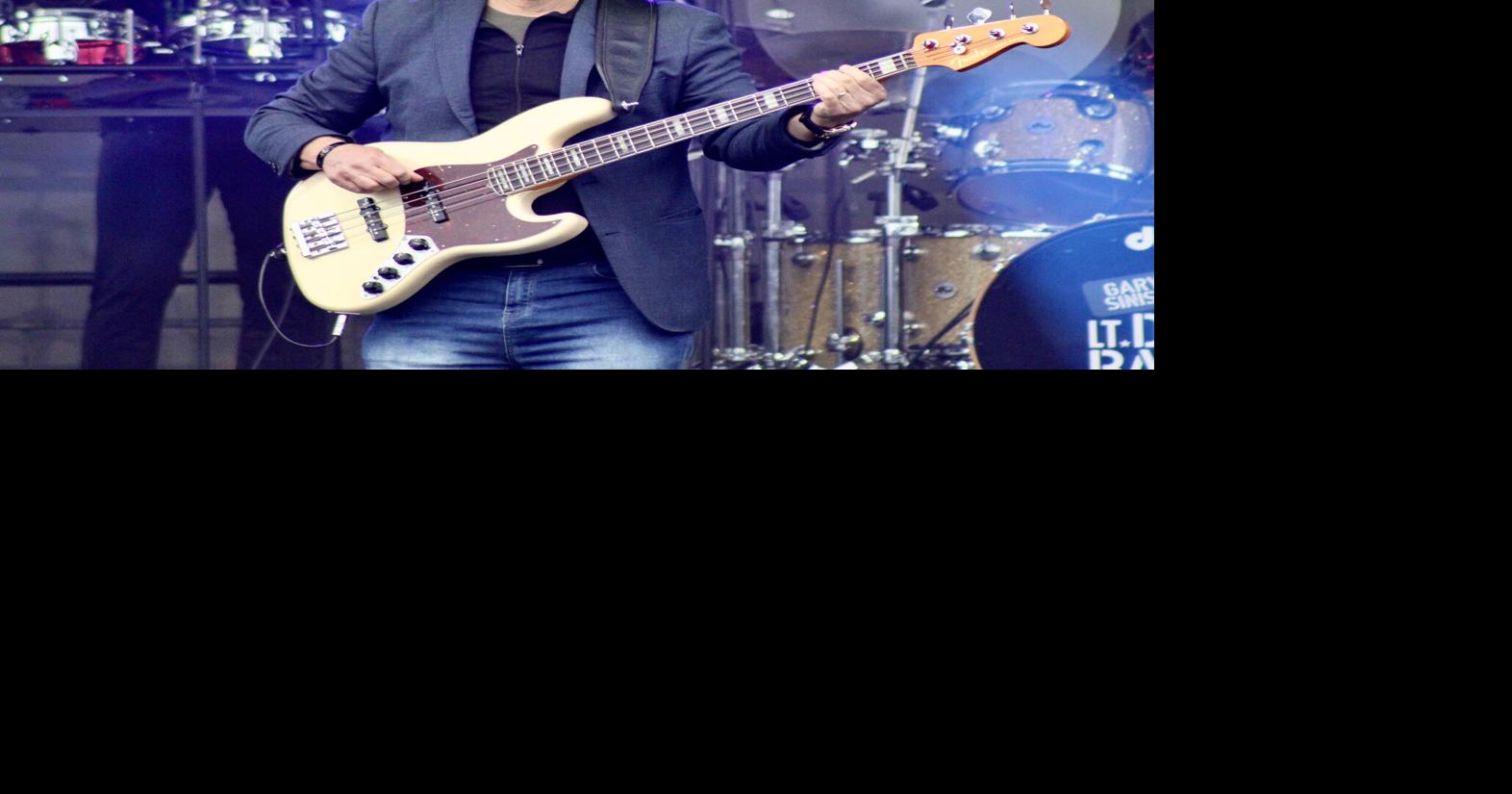 Actor Gary Sinise brings his Lt. Dan Band to Fort Belvoir, shining a spotlight on nation's veterans