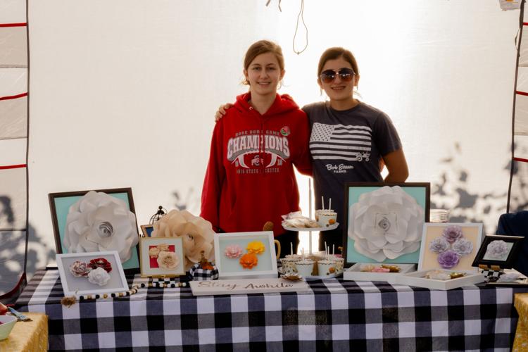 GALLERY Culpeper festival goers enjoy winery's fall festival, craft
