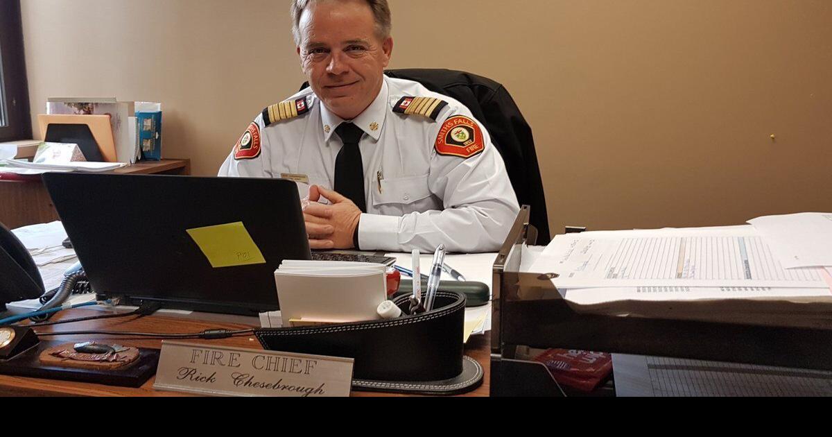 Smiths Falls fire chief teams up with CPR trainer to offer free