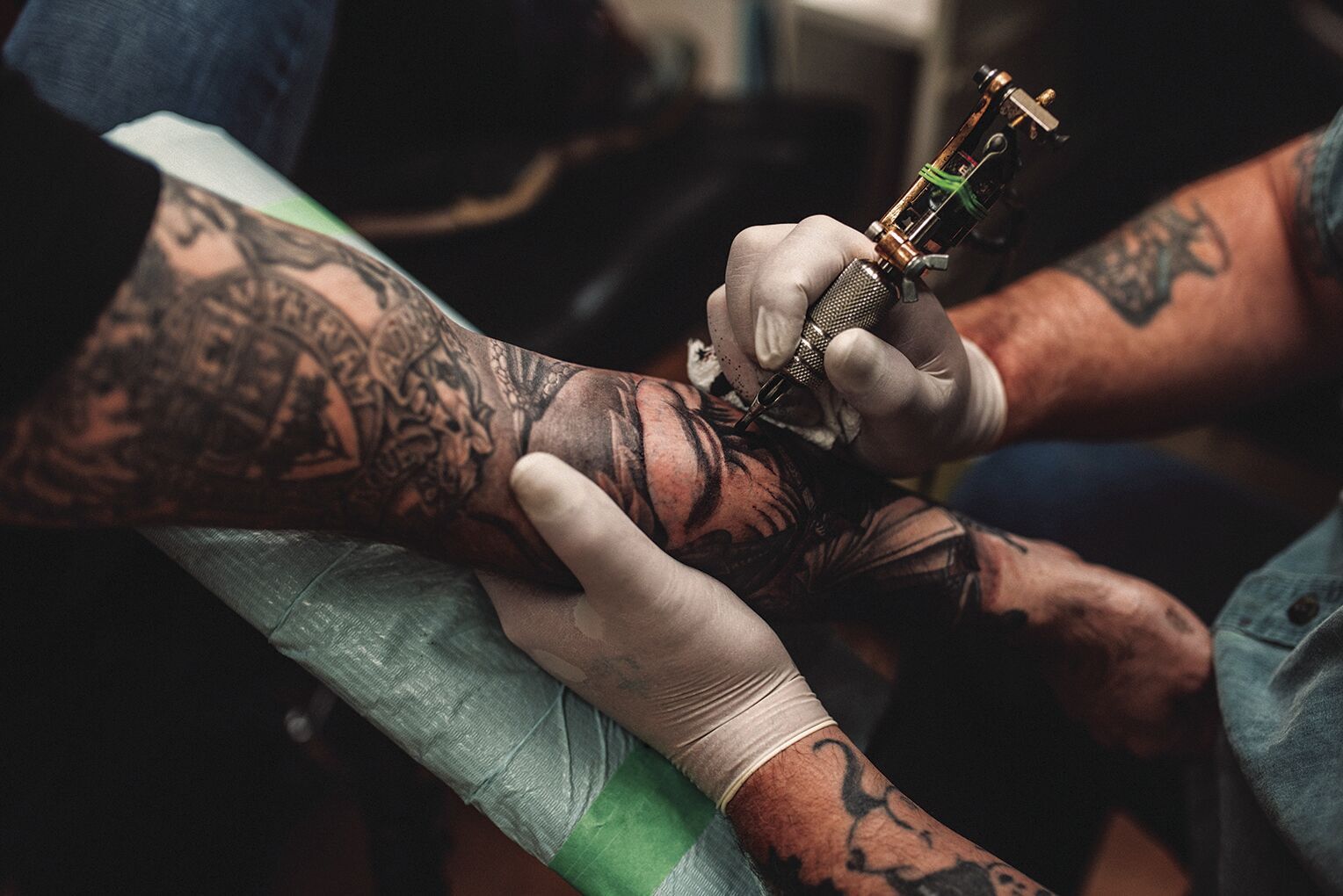 SUNNY ༻ LA & SF • Illustrative Dark Tattoo (@sunnchic) • Instagram photos  and videos