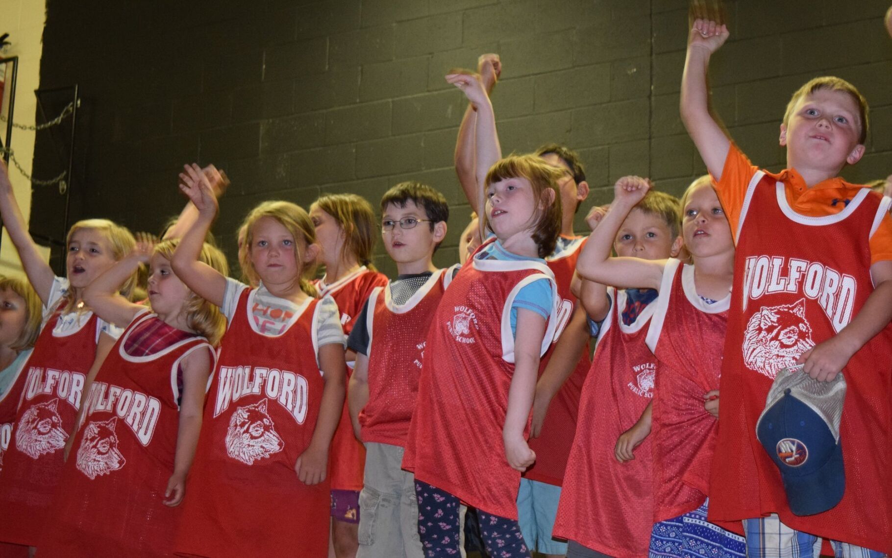 Wolford community bids farewell to elementary school