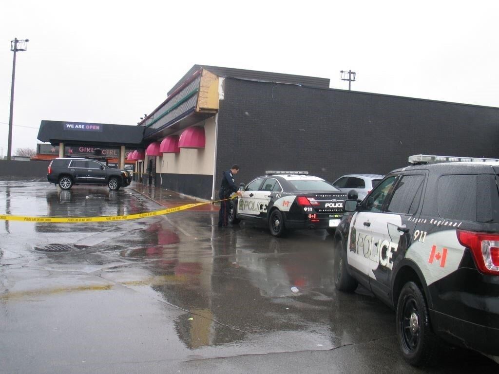 Shot fired outside Sundowner in Niagara Falls