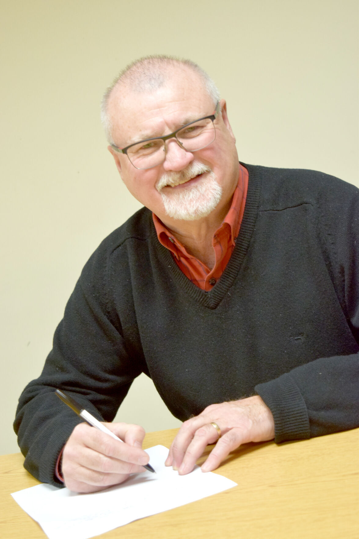 Conservative insider challenges Cheryl Gallant in RenfrewNipissing