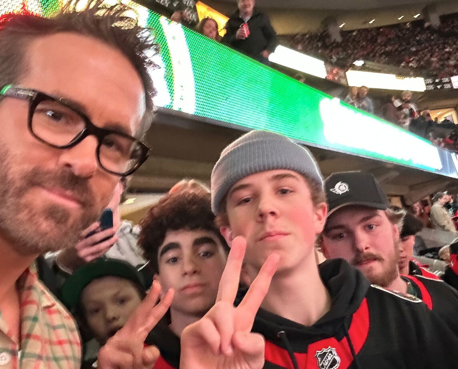 Renfrew hockey fan rubs shoulders with Ryan Reynolds at NHL game