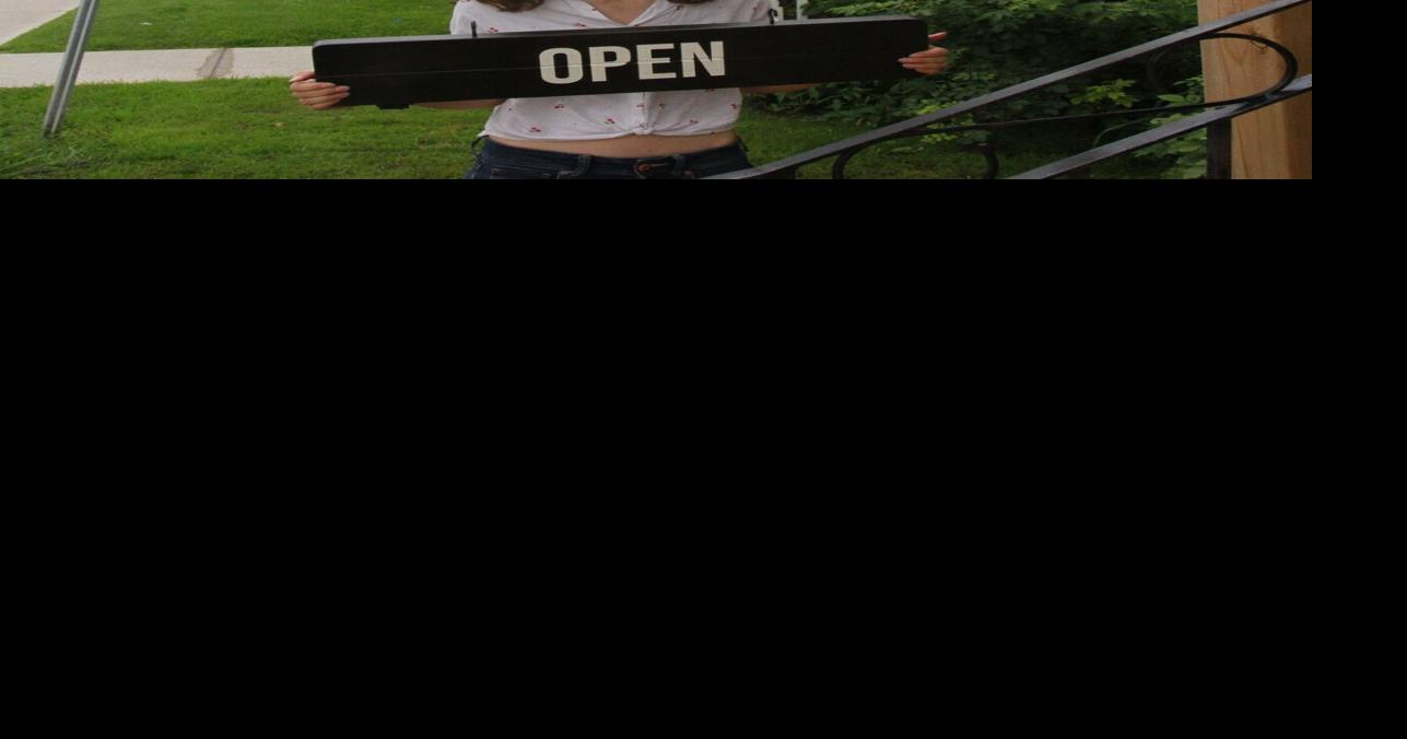 Arnprior ice cream shop opens