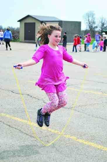 Wolford Public School raises 3 500 for the Heart and Stroke