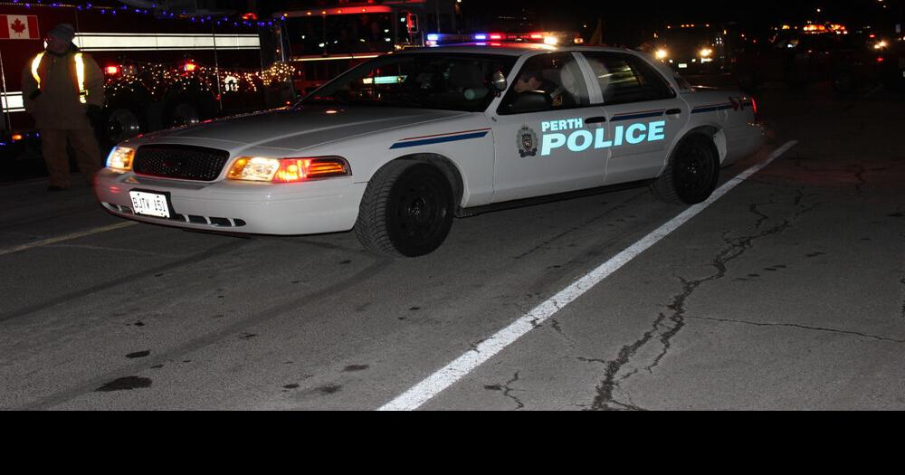 Perth passes severance deal with uniform, civilian police employees