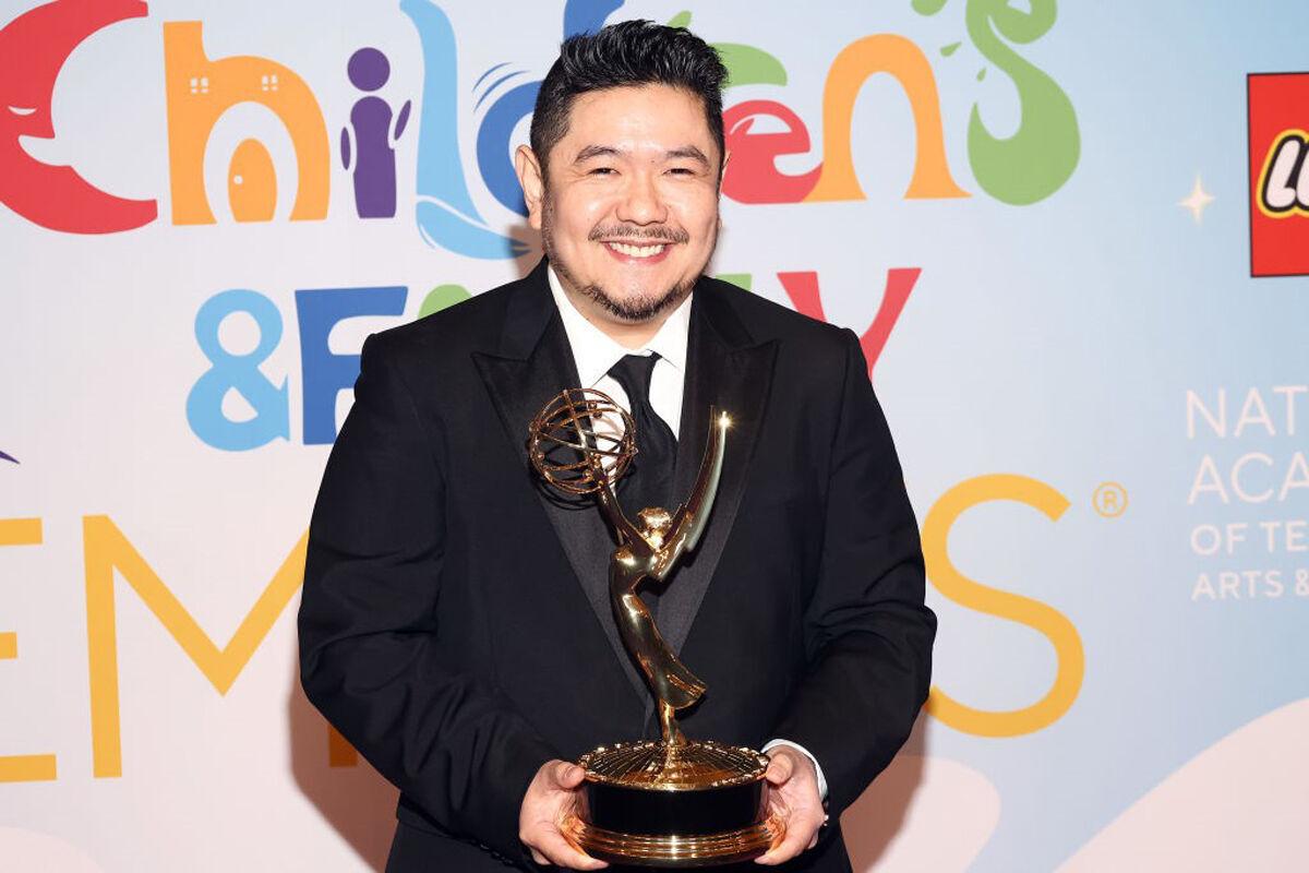 Whats up, Doc?: Canadian Eric Bauza, the voice of Bugs Bunny, wins first  Emmy Award