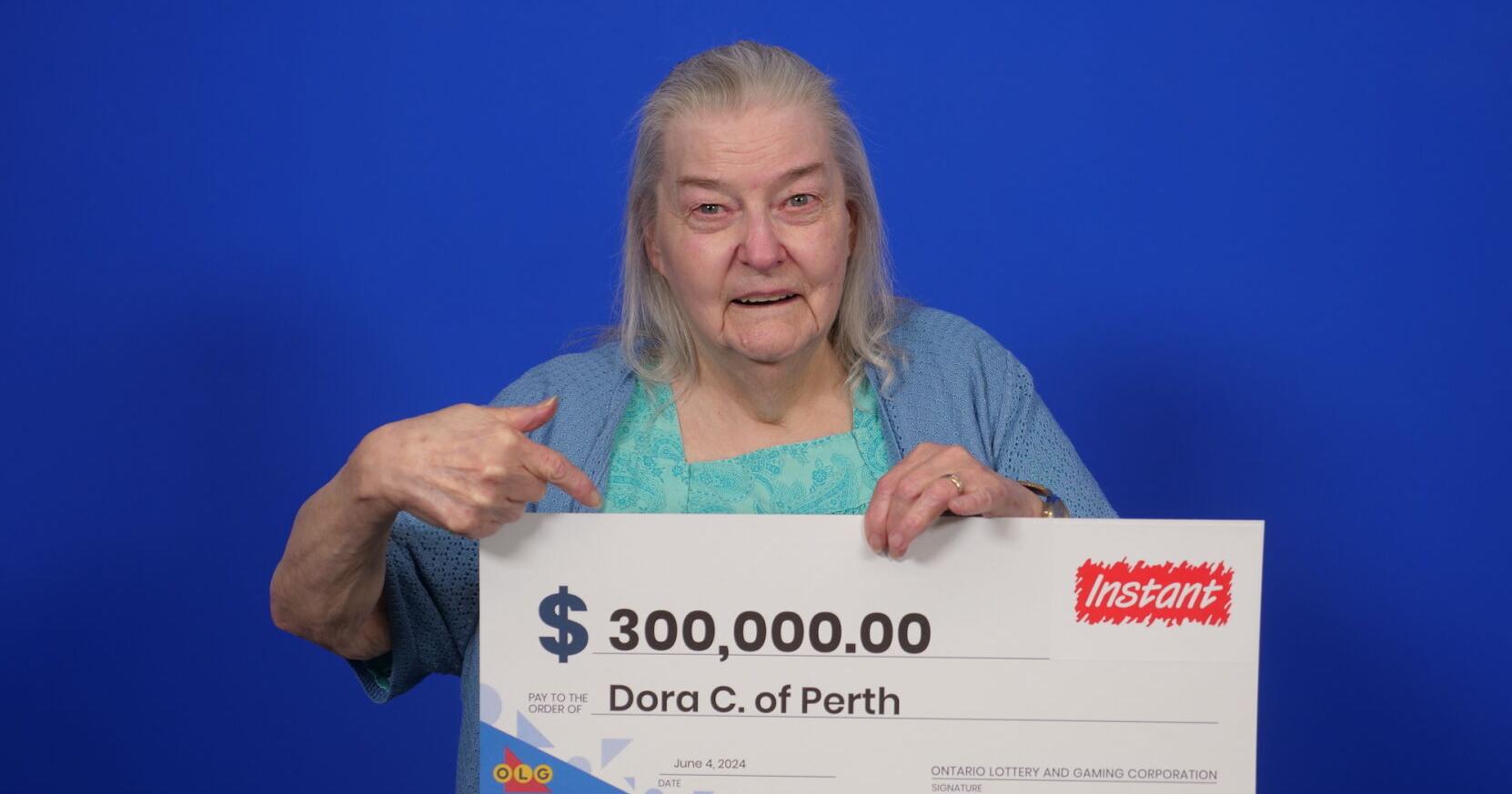Perth woman still can't believe $300K lottery win - Vimarsana News