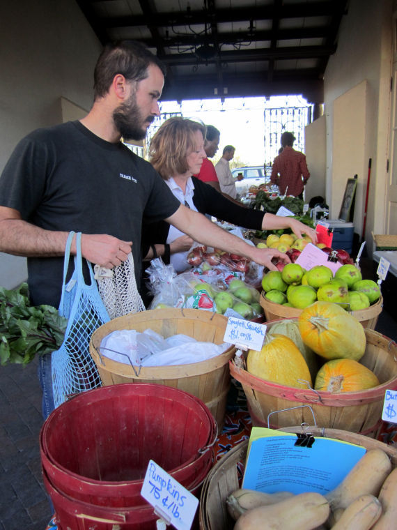 Farmers markets sprouting across city News