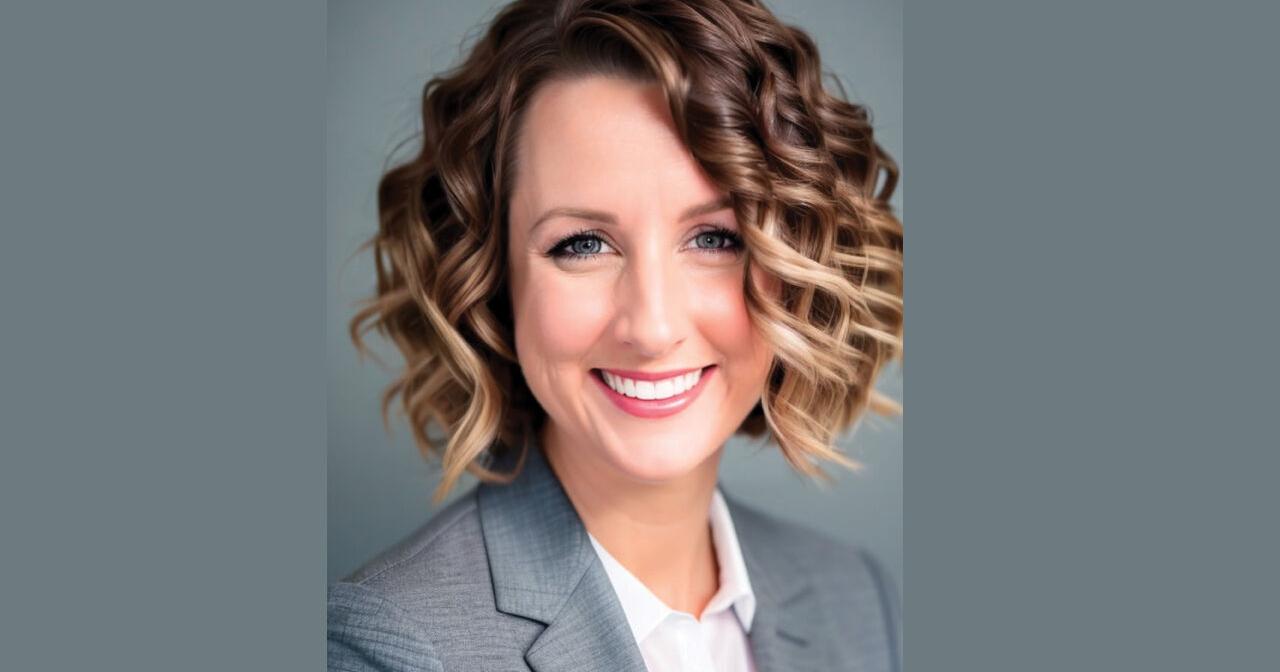 Andee Huxhold now helms Tucson LGBT Chamber - Vimarsana News