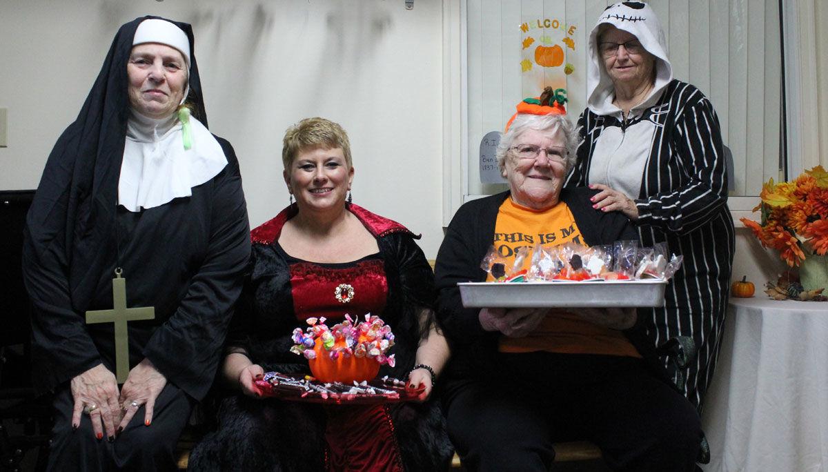 HALLOWEEN PARTY