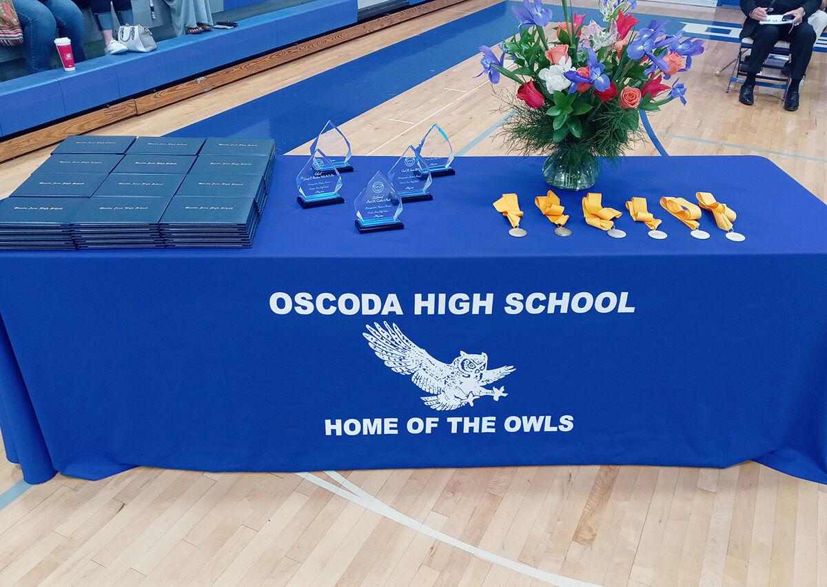 OHSGrads:AwardsC-JH.jpg