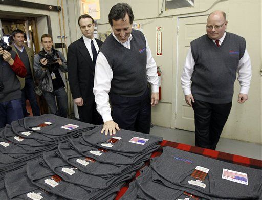 Rick Santorum is still sporting the sweater vest ...