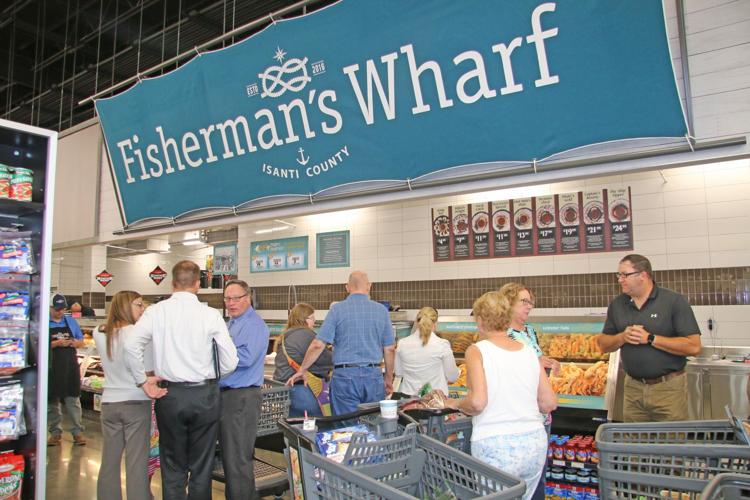 'Not your everyday grocery store' Coborn's Marketplace holds grand opening in Isanti News