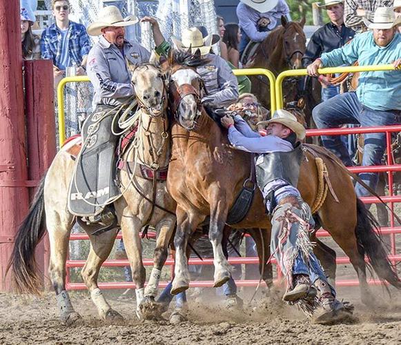 Isanti Rodeo thrills capacity crowds with nonstop action News