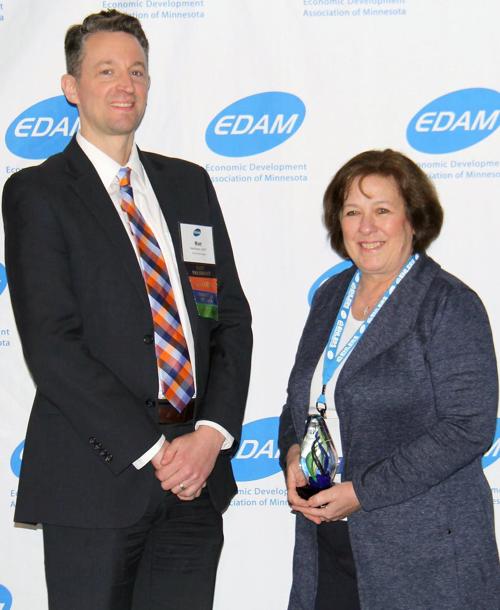 Hoffman receives award