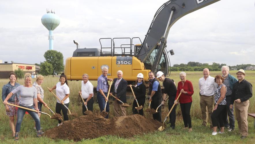 Kwik Trip breaks ground in North Branch News isanti