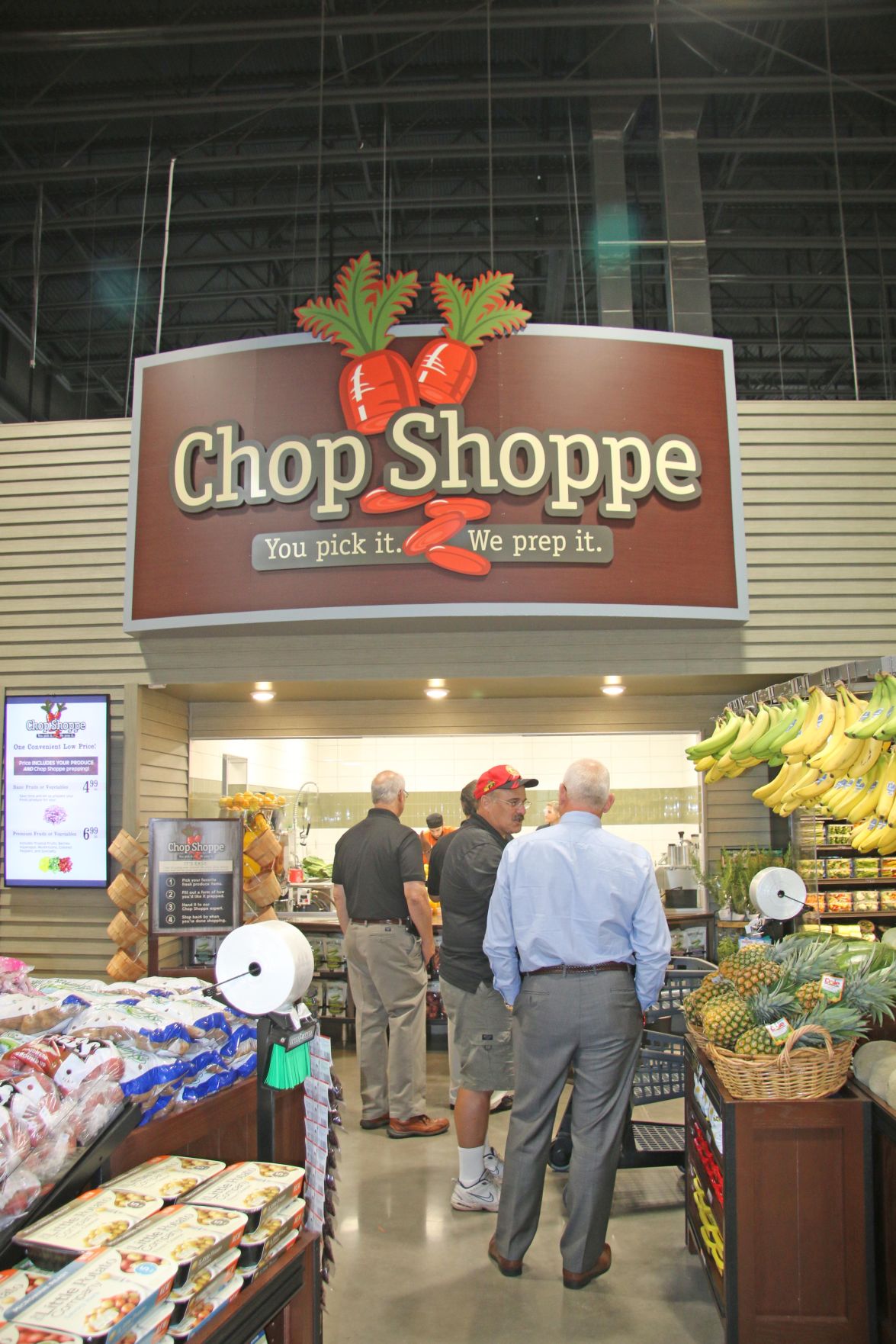 'Not your everyday grocery store' Coborn's Marketplace holds grand