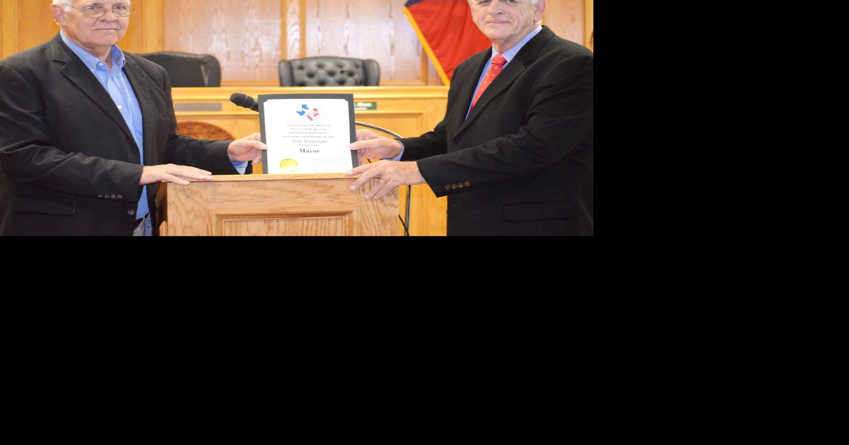 Woodward officially steps down as Huntsville mayor News