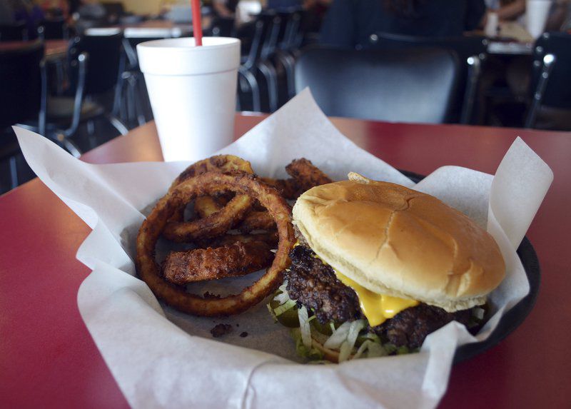Mr Hamburger A Huntsville Tradition And A Tasty Place To Get A Bite To Eat Features Itemonlinecom