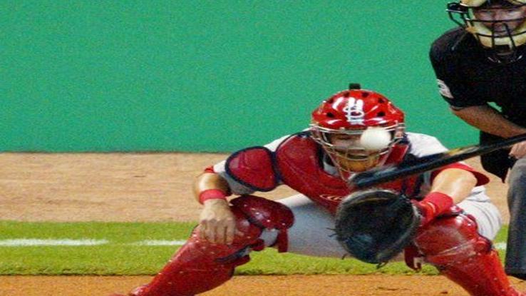 Craig Biggio and Jeff Bagwell through out first pitch of Game 7