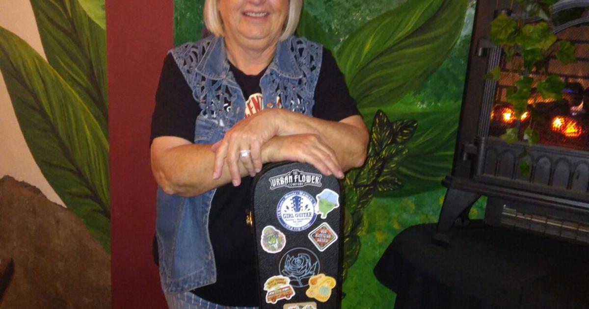 Gail Ryder Emerges at Open Mic | Living | itemonline.com