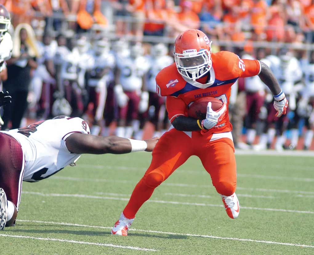Former SHSU RB Timothy Flanders signs with New Orleans Saints as