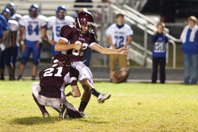 NEW WAVERLY FOOTBALL: Surprising Bulldogs hoping to stay on top in 12-2A | Sports | itemonline.com