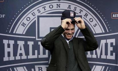 Former Astros star Biggio elected to Hall of Fame, Advosports