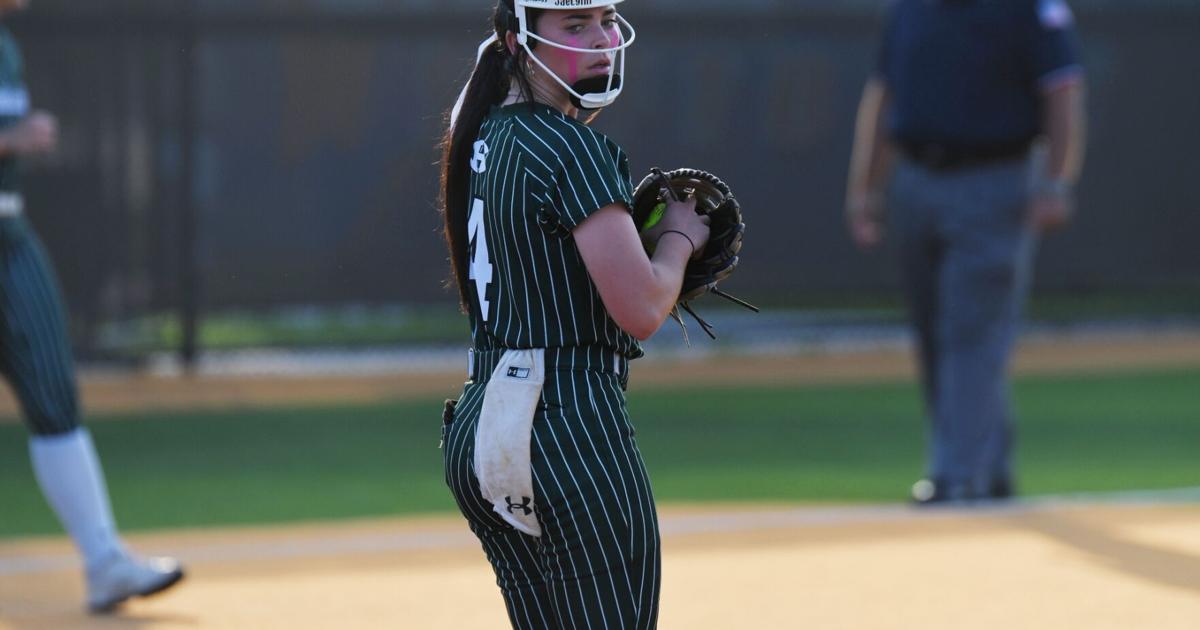 IN PHOTOS: Huntsville vs. Dayton Regional Quarterfinals (Softball ...