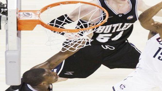 Former Husky Ross wins NBA dunk contest