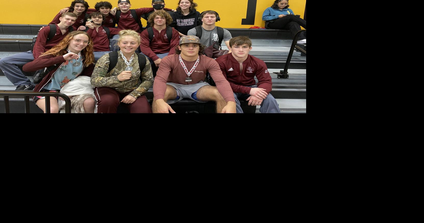 Bulldog wrestling brings home hardware new waverly isd bulldogs