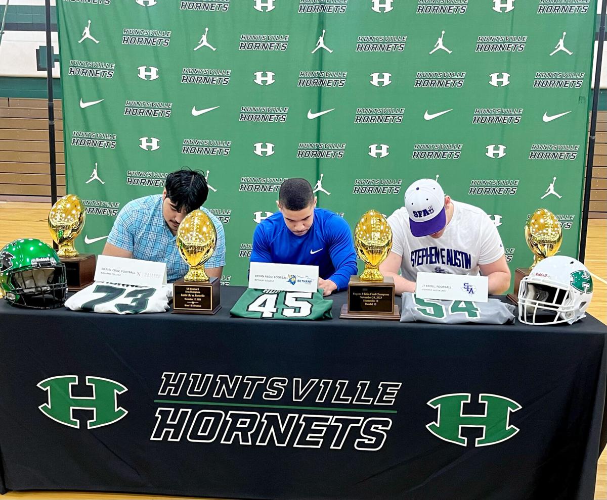 Three Hornets sign on National Signing Day, Sports