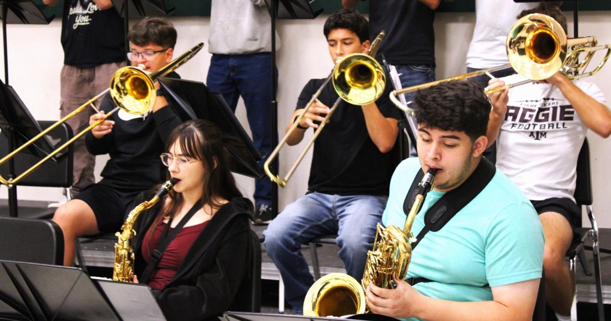Hcss Band Successfulness of HHS All-Region Band | Hive | itemonline.com