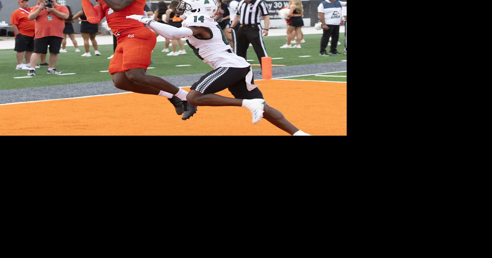 Sam Houston drops Hawai'i in front of 15,134 fans. | Sports ...