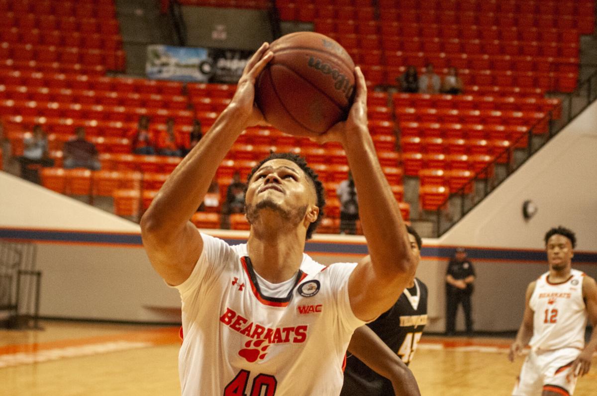 SHSUMBBvLeTourneau11102106.jpg