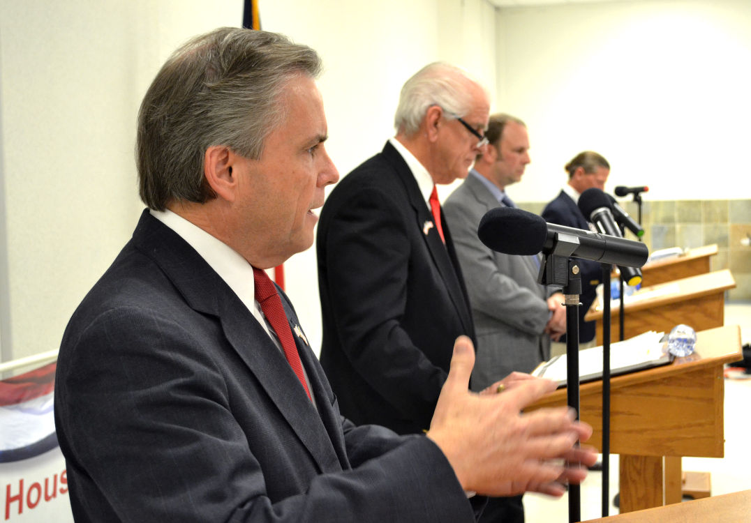 Huntsville's mayoral candidates debate issues News