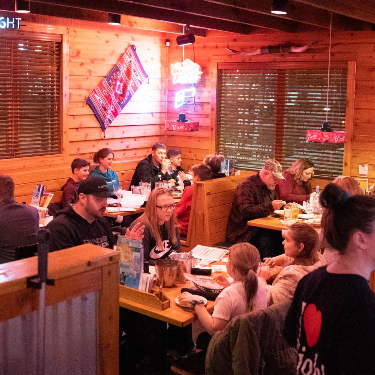 Texas Roadhouse A Cheerful Chain Experience Restaurant Reviews Ithaca Com