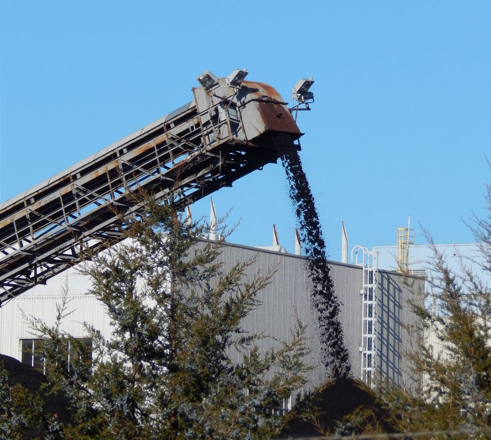 The Trouble with Coal Is the Lansing ash landfill dangerous? News